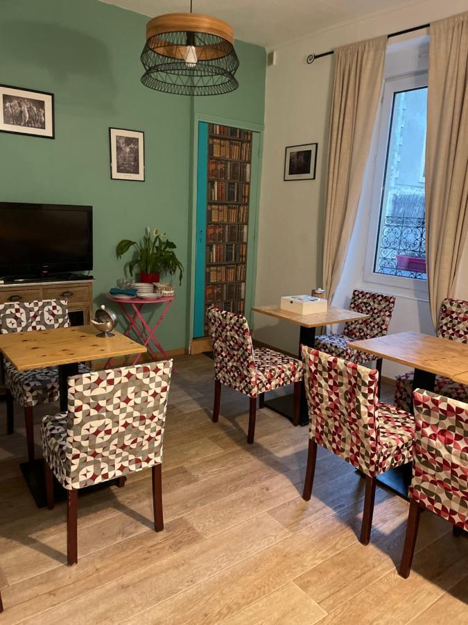 Hotel La Tour Des Fees Quissac  Eksteriør bilde